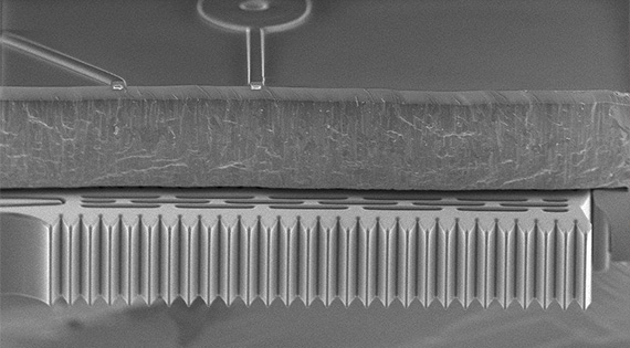 Microscopic view of MEMS kHz resonator cross section (SEM)